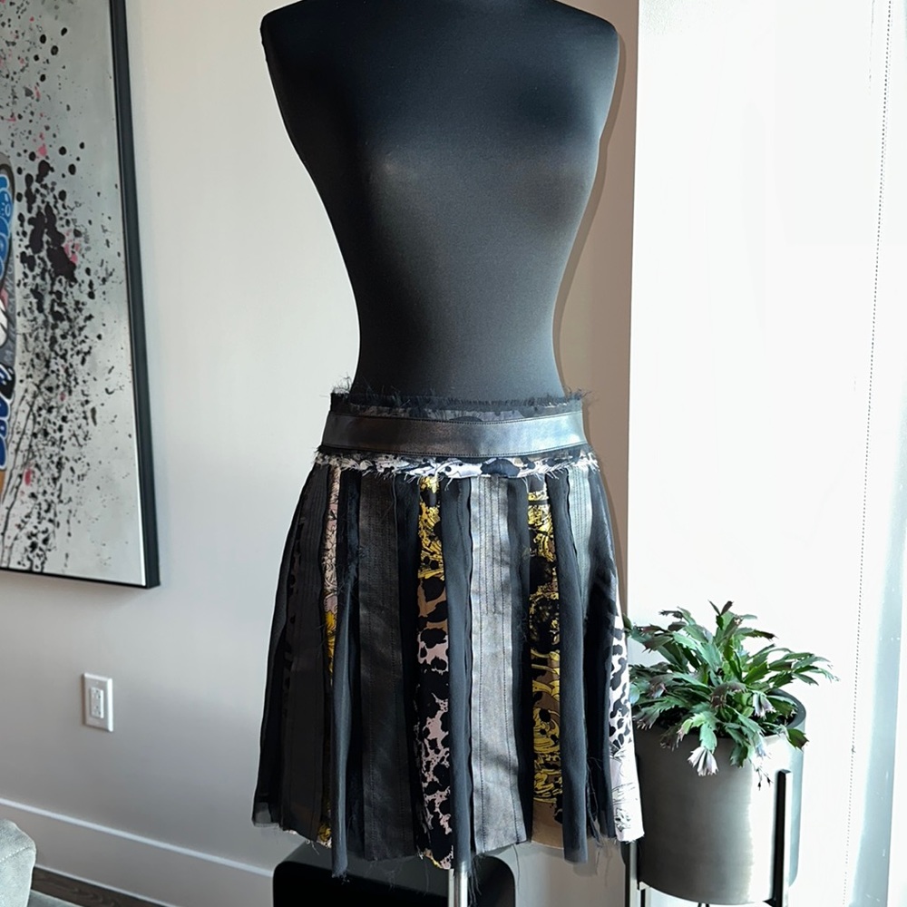 BEAUTIFUL Versace Leather Paneled Skirt Sz IT 38